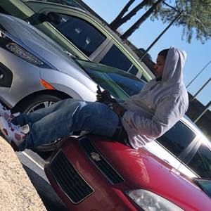 Meet your Posher, Dane